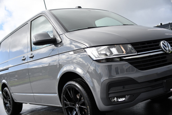 Volkswagen Transporter 2.0 TDI L1H1 30 PB Edition Camera, Cruise, Carplay, Trekhaak, Sensoren, Automaat, 150pk, Multimedia, Uniek!