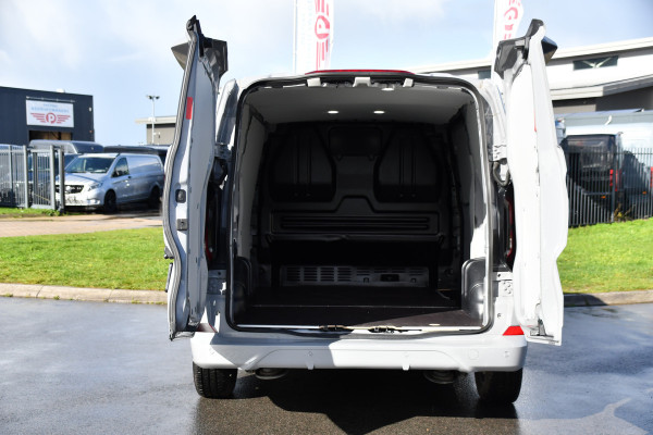 Ford Transit Custom 320 2.0 TDCI L1H1 Sport Virtual, Camera, Carplay, LED, Cruise, 170pk, Automaat, Stoelverwarming, Uniek!