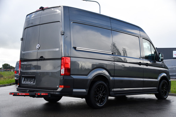 Volkswagen Crafter 35 2.0 TDI L3H3 PB Edition Camera, Cruise, Carplay, 140pk, Trekhaak, Carbolt, Automaat, Sensoren, Geveerde stoel, Uniek!