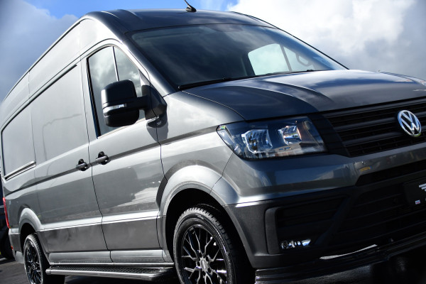 Volkswagen Crafter 35 2.0 TDI L3H3 PB Edition Camera, Cruise, Carplay, 140pk, Trekhaak, Carbolt, Automaat, Sensoren, Geveerde stoel, Uniek!