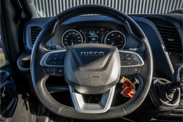 Iveco Daily 35C18 | Bakwagen met laadklep | N1 | Automaat | Trekhaak | Cruise | 180PK | Euro 6 | Climatronic |