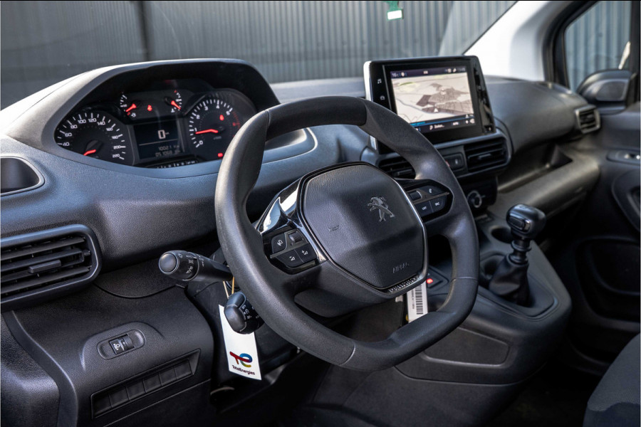 Peugeot Partner 1.5 BlueHDi 100PK | 3-Zits | Camera | Carplay | Cruise | PDC | Airco | Trekhaak