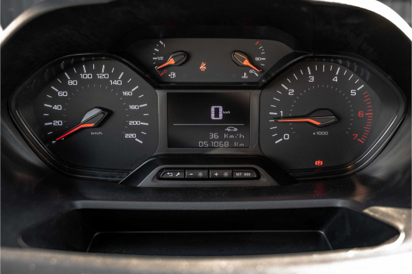 Peugeot Partner 1.5 BlueHDi 100PK | 3-Zits | Camera | Carplay | Cruise | PDC | Airco | Trekhaak