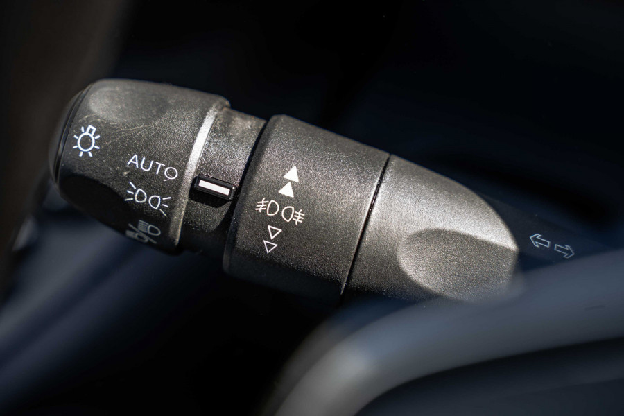 Peugeot Partner 1.5 BlueHDi 100PK | 3-Zits | Camera | Carplay | Cruise | PDC | Airco | Trekhaak