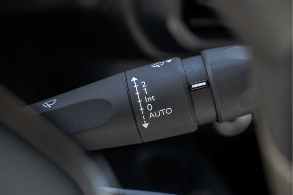 Peugeot Partner 1.5 BlueHDi 100PK | 3-Zits | Camera | Carplay | Cruise | PDC | Airco | Trekhaak