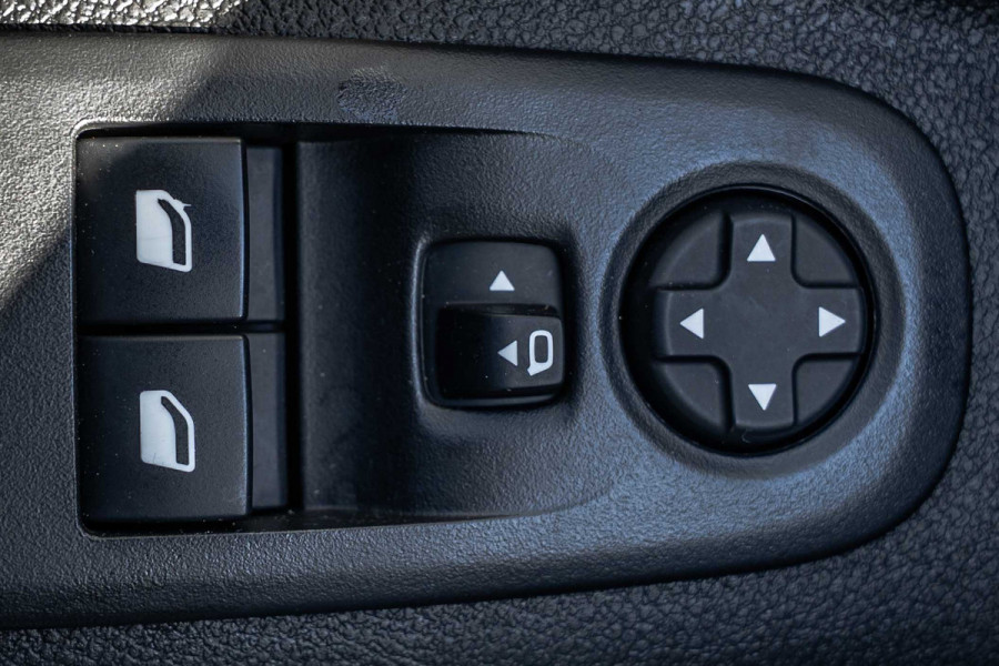 Peugeot Partner 1.5 BlueHDi 100PK | 3-Zits | Camera | Carplay | Cruise | PDC | Airco | Trekhaak