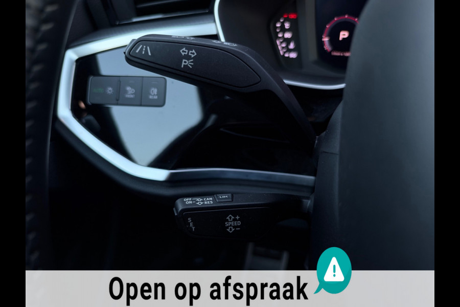 Audi Q3 35 TFSI 3x S-Line MATRIX STOELVERWARMING KEYLESS VIRTUAL