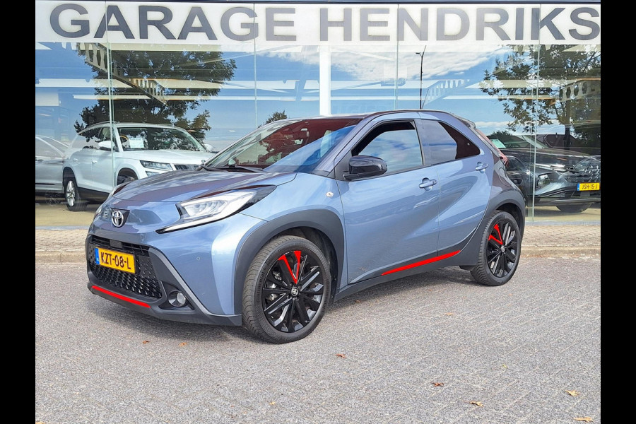 Toyota Aygo X 1.0 VVT-i MT Under Cover Automaat | Special Edition | Climate  | Navi | Camera | CC | 18"LM velgen |