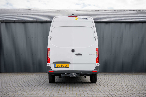 Mercedes-Benz Sprinter **317 CDI L2H2 | Automaat | 3-Zits | Camera | Carplay | Mbux | Climatronic | Trekhaak**