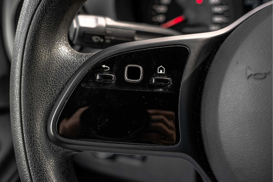 Mercedes-Benz Sprinter **317 CDI L2H2 | Automaat | 3-Zits | Camera | Carplay | Mbux | Climatronic | Trekhaak**