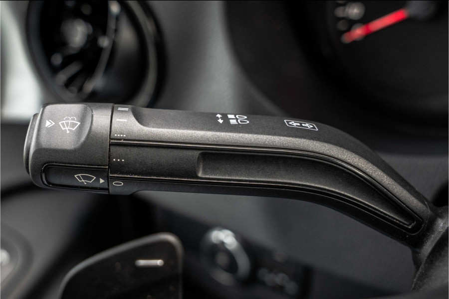 Mercedes-Benz Sprinter **317 CDI L2H2 | Automaat | 3-Zits | Camera | Carplay | Mbux | Climatronic | Trekhaak**