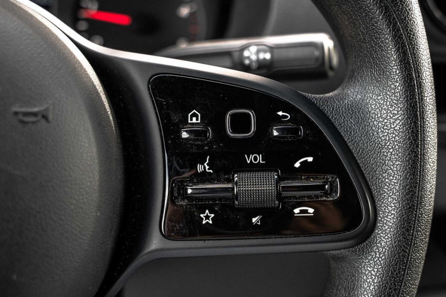 Mercedes-Benz Sprinter **317 CDI L2H2 | Automaat | 3-Zits | Camera | Carplay | Mbux | Climatronic | Trekhaak**