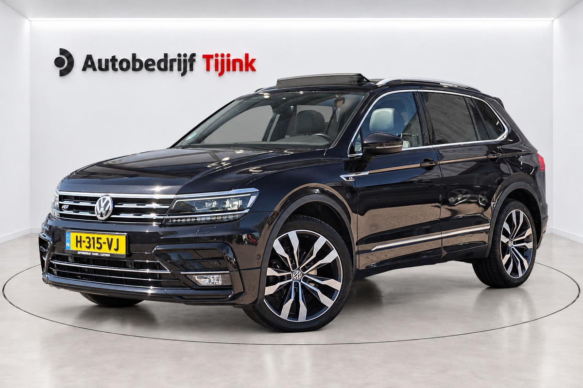 Volkswagen Tiguan Allspace 1.5 TSI Highline Business R-line 7p. | LED | Pano | Trekhaak | Leder | Stoelverwarming | Camera | ACC | App-connect | All-seasons | Vol |