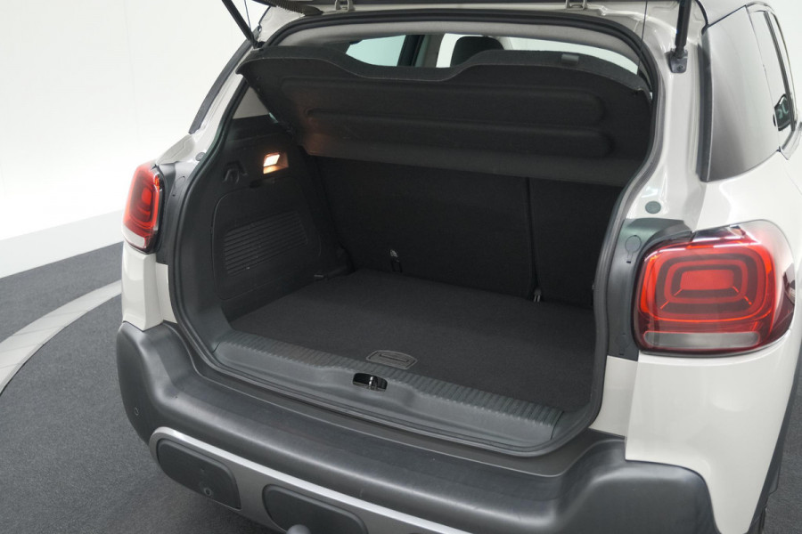 Citroën C3 Aircross PureTech 110 EAT6 Business | Trekhaak | Parkeersensoren | Lederen stoelen