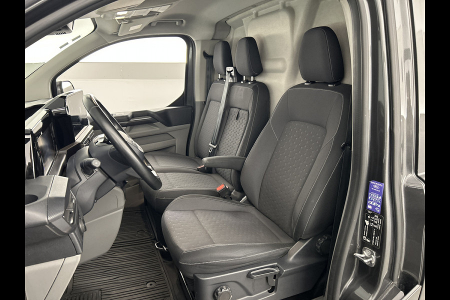 Ford Transit Custom 320 2.0 TDCI 150pk L2H1 Limited trekhaak/carplay/Cruise/Stoelv