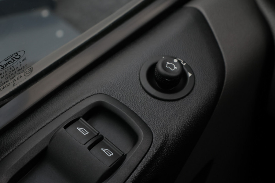 Ford Transit Custom 280 2.0 TDCI L1H1 Limited Airco, ACC, Winter-Pakket, Apple Carplay, Camera, Rijstrooksenor, DAB, 18''