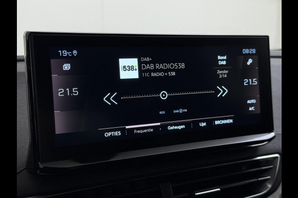 Peugeot 5008 1.2 Hybrid 136 GT 7 PERSOONS| 22.000 KM |  ADD CRUISE | STOELVERWARMING  | CAMERA | RIJKLAAR GELEVERD INCL. 12 MND BOVAG GARANTIE