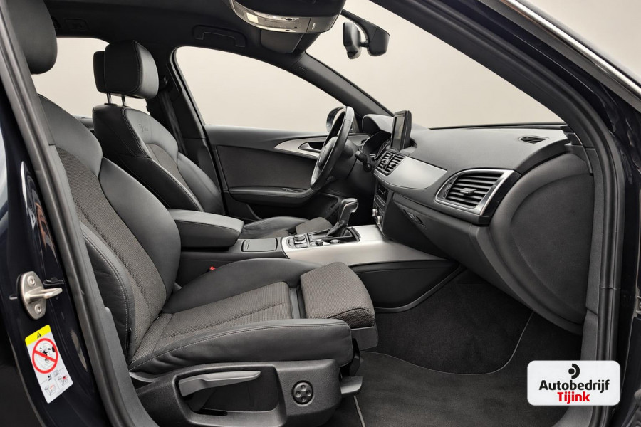 Audi A6 Avant 1.8 TFSI Ultra Advance Sport | Automaat | S-line | Navi | Elek. achterklep | Keyless | Sportstoelen | PDC voor + achter | Zwarte hemel |