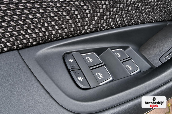 Audi A6 Avant 1.8 TFSI Ultra Advance Sport | Automaat | S-line | Navi | Elek. achterklep | Keyless | Sportstoelen | PDC voor + achter | Zwarte hemel |