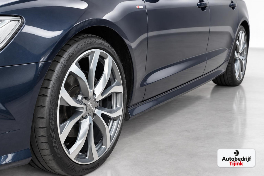 Audi A6 Avant 1.8 TFSI Ultra Advance Sport | Automaat | S-line | Navi | Elek. achterklep | Keyless | Sportstoelen | PDC voor + achter | Zwarte hemel |