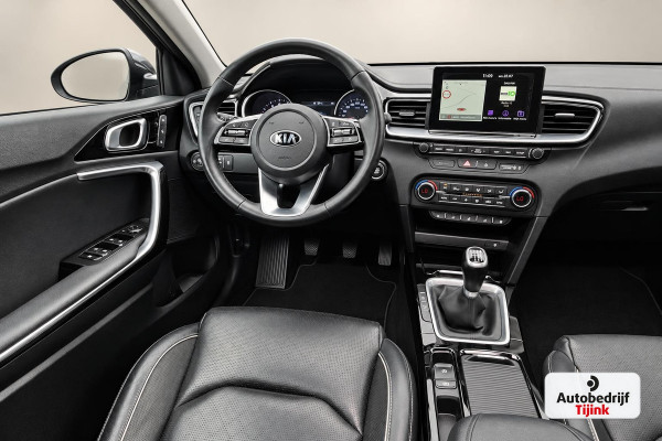 Kia Ceed 1.4 T-GDi ExecutiveLine | Navi | Pano | Trekhaak | Leer | Stoelverwarming | Keyless | Elek. stoelen |