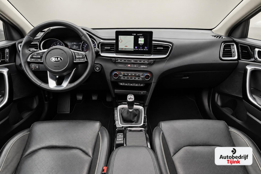 Kia Ceed 1.4 T-GDi ExecutiveLine | Navi | Pano | Trekhaak | Leer | Stoelverwarming | Keyless | Elek. stoelen |