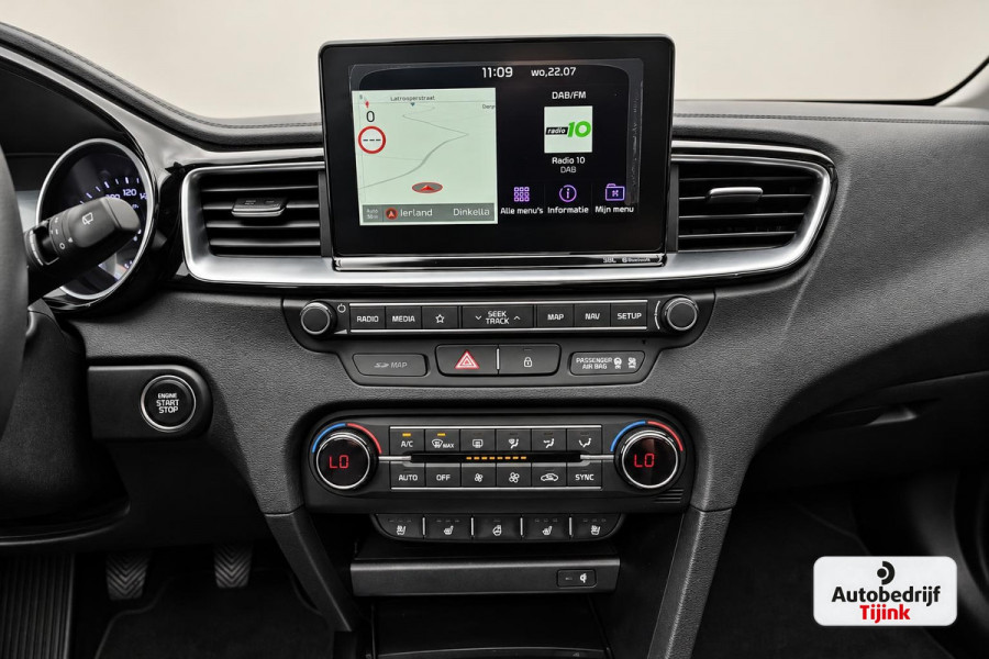 Kia Ceed 1.4 T-GDi ExecutiveLine | Navi | Pano | Trekhaak | Leer | Stoelverwarming | Keyless | Elek. stoelen |