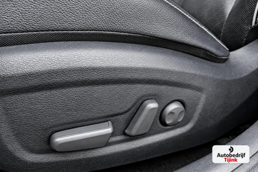 Kia Ceed 1.4 T-GDi ExecutiveLine | Navi | Pano | Trekhaak | Leer | Stoelverwarming | Keyless | Elek. stoelen |