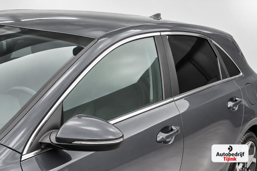 Kia Ceed 1.4 T-GDi ExecutiveLine | Navi | Pano | Trekhaak | Leer | Stoelverwarming | Keyless | Elek. stoelen |