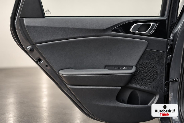Kia Ceed 1.4 T-GDi ExecutiveLine | Navi | Pano | Trekhaak | Leer | Stoelverwarming | Keyless | Elek. stoelen |