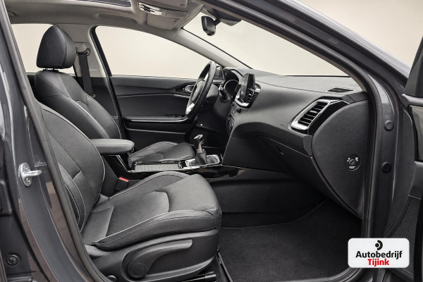 Kia Ceed 1.4 T-GDi ExecutiveLine | Navi | Pano | Trekhaak | Leer | Stoelverwarming | Keyless | Elek. stoelen |