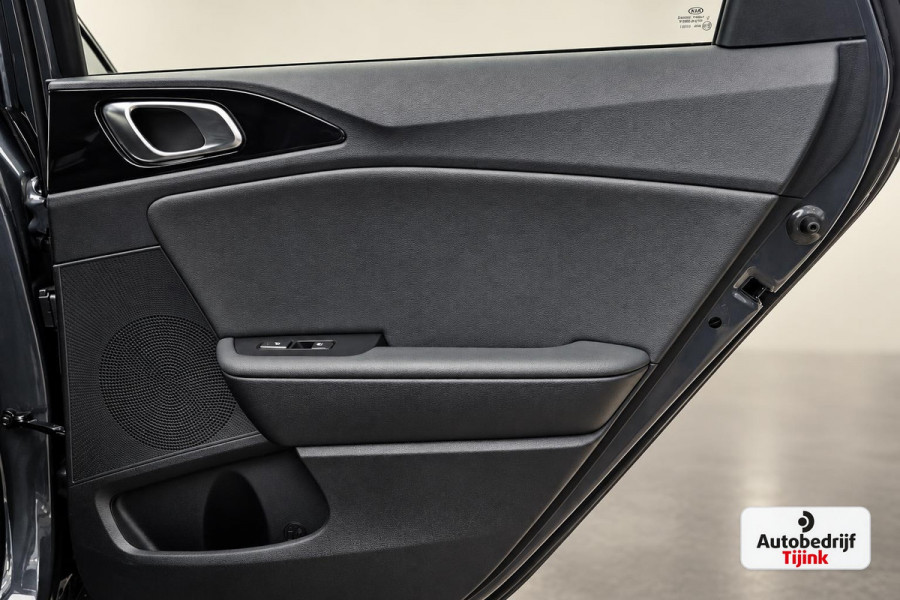 Kia Ceed 1.4 T-GDi ExecutiveLine | Navi | Pano | Trekhaak | Leer | Stoelverwarming | Keyless | Elek. stoelen |