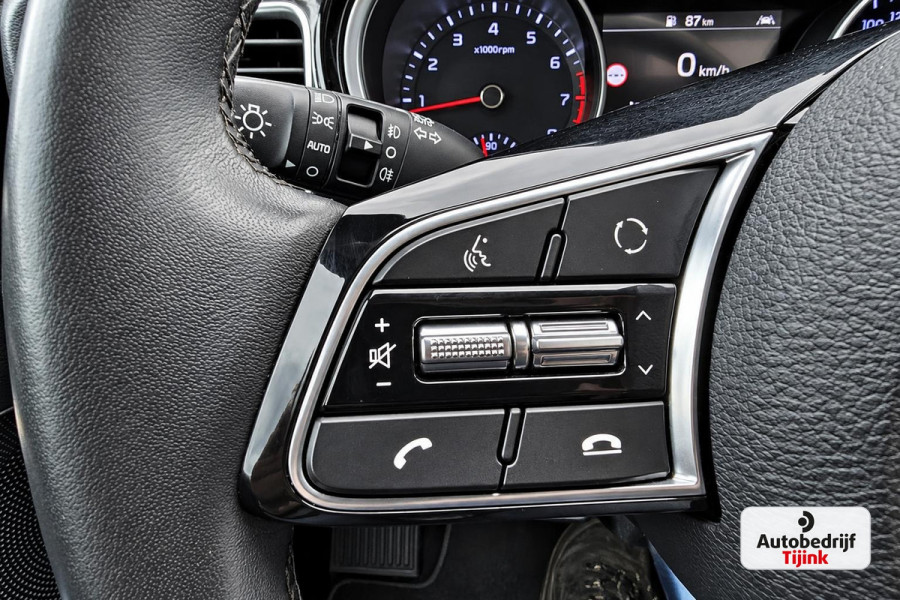 Kia Ceed 1.4 T-GDi ExecutiveLine | Navi | Pano | Trekhaak | Leer | Stoelverwarming | Keyless | Elek. stoelen |