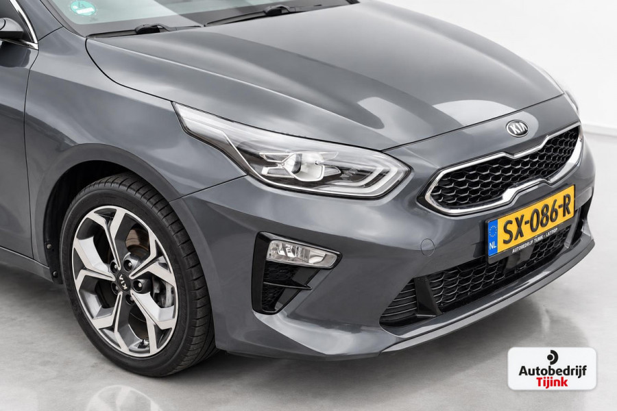 Kia Ceed 1.4 T-GDi ExecutiveLine | Navi | Pano | Trekhaak | Leer | Stoelverwarming | Keyless | Elek. stoelen |