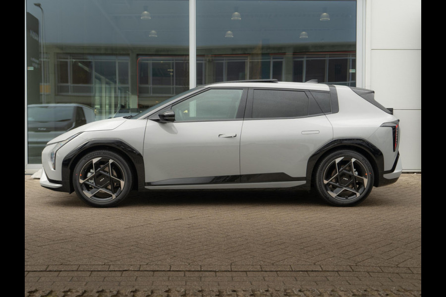 Kia EV4 GT-Line 81.4 kWh | Direct Leverbaar! | Navi. | Clima. | Adapt. Cruise. | Dodehoekassistentie | Stoel&Stuu Verwarming | Glazen Schuif-/Kanteldak | Harman Kardon | GT-Line Vegan Lederen Stoelbekleding