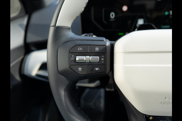 Kia EV4 GT-Line 81.4 kWh | Direct Leverbaar! | Navi. | Clima. | Adapt. Cruise. | Dodehoekassistentie | Stoel&Stuu Verwarming | Glazen Schuif-/Kanteldak | Harman Kardon | GT-Line Vegan Lederen Stoelbekleding
