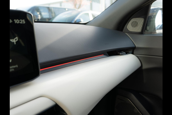 Kia EV4 GT-Line 81.4 kWh | Direct Leverbaar! | Navi. | Clima. | Adapt. Cruise. | Dodehoekassistentie | Stoel&Stuu Verwarming | Glazen Schuif-/Kanteldak | Harman Kardon | GT-Line Vegan Lederen Stoelbekleding