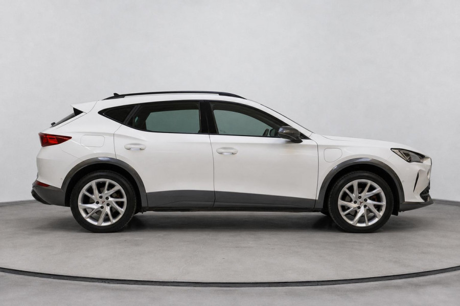 CUPRA Formentor 1.4 TSI e-Hybrid Essential | SoH 100% | Stuurverwarming | Sportstoelen | Carplay | Adaptive | Camera
