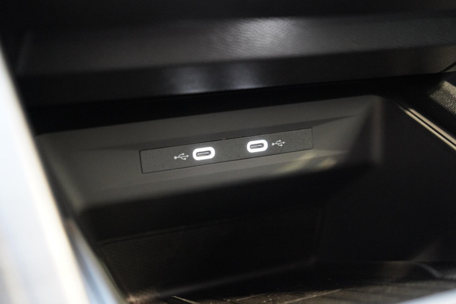 CUPRA Formentor 1.4 TSI e-Hybrid Essential | SoH 100% | Stuurverwarming | Sportstoelen | Carplay | Adaptive | Camera