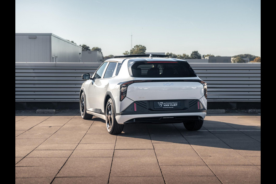 Kia EV4 Plus Advanced 58.3 kWh | DIRECT LEVERBAAR | Panodak | Navi. | Clima. | Adapt. Cruise. | Stoel&Stuur Verwarming | Dodehoekassistentie | Harman Kardon