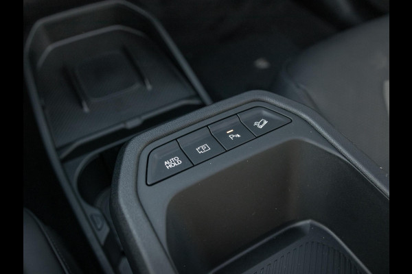 Kia EV4 Plus Advanced 58.3 kWh | DIRECT LEVERBAAR | Panodak | Navi. | Clima. | Adapt. Cruise. | Stoel&Stuur Verwarming | Dodehoekassistentie | Harman Kardon