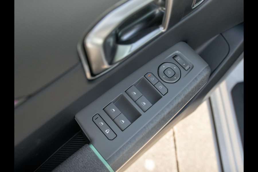 Kia EV4 Plus Advanced 58.3 kWh | DIRECT LEVERBAAR | Panodak | Navi. | Clima. | Adapt. Cruise. | Stoel&Stuur Verwarming | Dodehoekassistentie | Harman Kardon