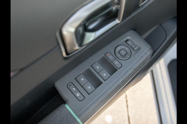 Kia EV4 Plus Advanced 58.3 kWh | DIRECT LEVERBAAR | Panodak | Navi. | Clima. | Adapt. Cruise. | Stoel&Stuur Verwarming | Dodehoekassistentie | Harman Kardon