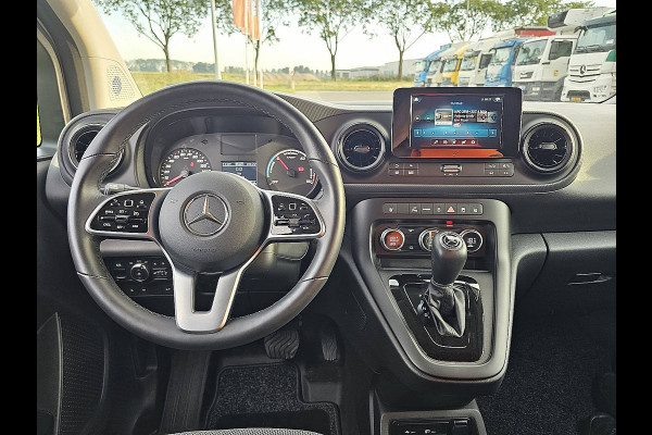 Mercedes-Benz eCitan L1 Pro 51 kWh Cruise control, Automatische-Airco , Pdc, Carplay, Navi, Camera, Stoelverwarming, 290Km WLTP, 75kw-Snelladen, Mbux