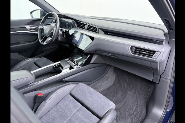 Audi e-tron 55 Quattro S-Line Edition 95kWh SOH 90% Panoramadak Bang&Olufsen Adap.Cruise 360°Camera 4-Zone Ecc Stoel+Achterbankverwarming An Elek.Achterklep 20"Lmv Sportstoelen Dynamische knipperlichten Stoelverwarming