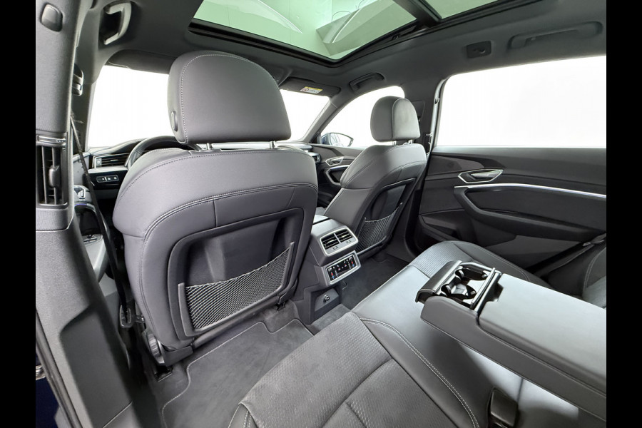 Audi e-tron 55 Quattro S-Line Edition 95kWh SOH 90% Panoramadak Bang&Olufsen Adap.Cruise 360°Camera 4-Zone Ecc Stoel+Achterbankverwarming An Elek.Achterklep 20"Lmv Sportstoelen Dynamische knipperlichten Stoelverwarming