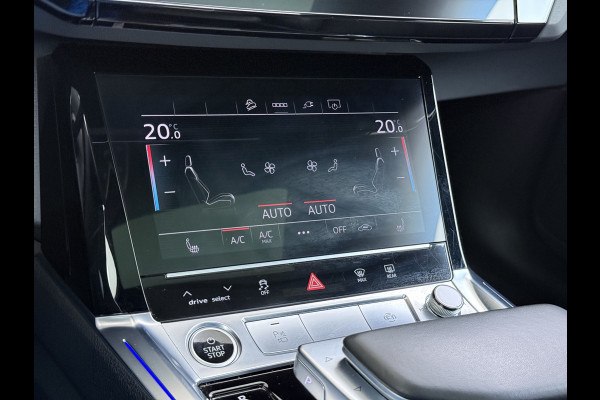 Audi e-tron 55 Quattro S-Line Edition 95kWh SOH 90% Panoramadak Bang&Olufsen Adap.Cruise 360°Camera 4-Zone Ecc Stoel+Achterbankverwarming An Elek.Achterklep 20"Lmv Sportstoelen Dynamische knipperlichten Stoelverwarming