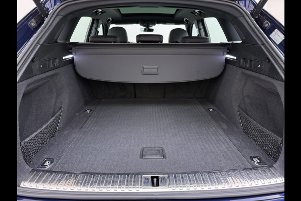 Audi e-tron 55 Quattro S-Line Edition 95kWh SOH 90% Panoramadak Bang&Olufsen Adap.Cruise 360°Camera 4-Zone Ecc Stoel+Achterbankverwarming An Elek.Achterklep 20"Lmv Sportstoelen Dynamische knipperlichten Stoelverwarming