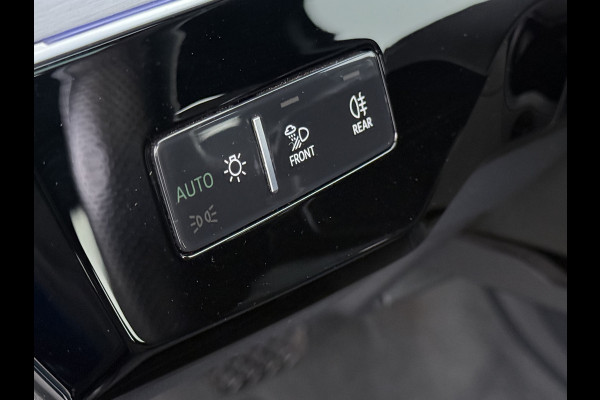 Audi e-tron 55 Quattro S-Line Edition 95kWh SOH 90% Panoramadak Bang&Olufsen Adap.Cruise 360°Camera 4-Zone Ecc Stoel+Achterbankverwarming An Elek.Achterklep 20"Lmv Sportstoelen Dynamische knipperlichten Stoelverwarming