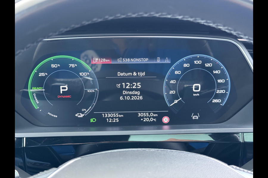 Audi e-tron 55 Quattro S-Line Edition 95kWh SOH 90% Panoramadak Bang&Olufsen Adap.Cruise 360°Camera 4-Zone Ecc Stoel+Achterbankverwarming An Elek.Achterklep 20"Lmv Sportstoelen Dynamische knipperlichten Stoelverwarming